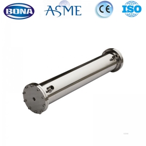 Membrane housing flange closure